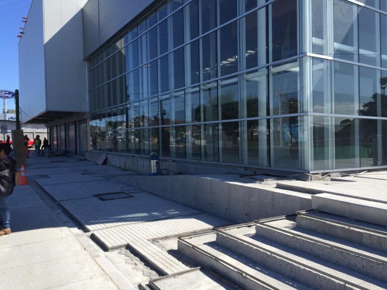 Strip-Center-Express-de-Lider,-Concepción-2
